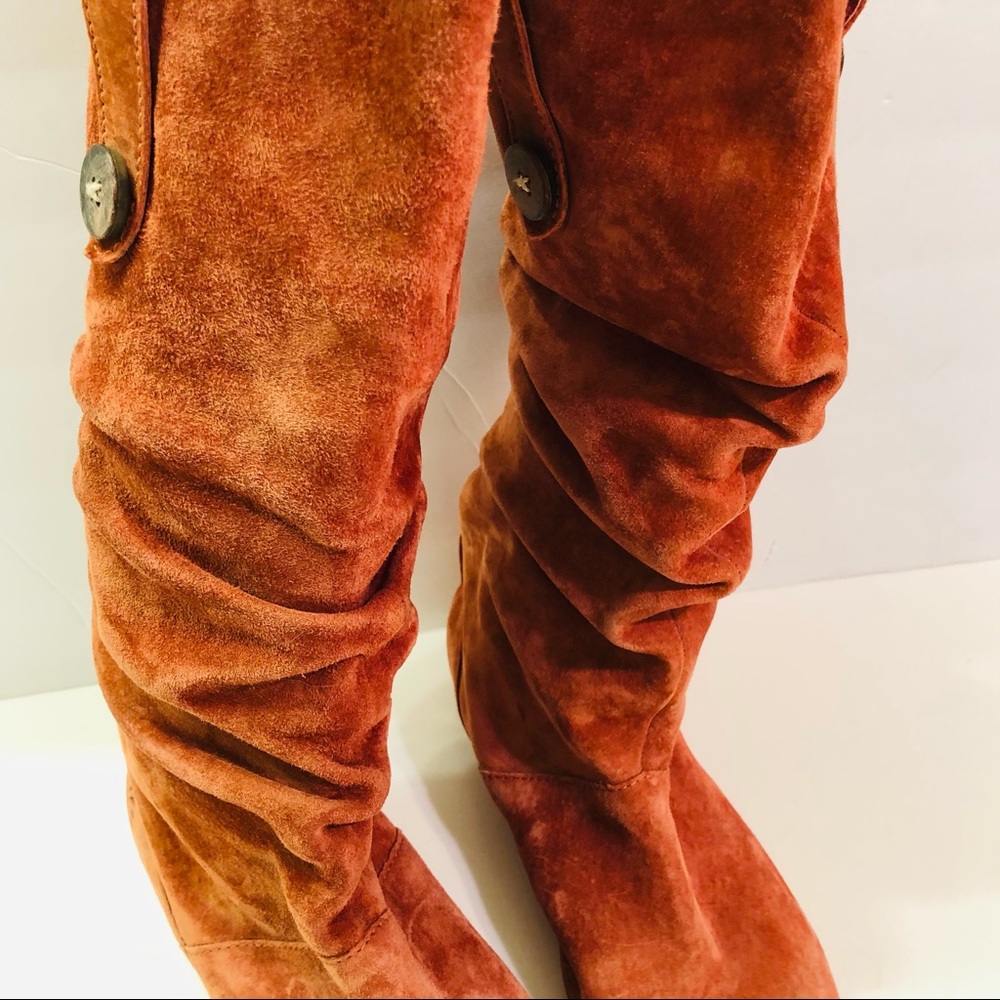 Ugg Rust Color Suede Boot - image 6